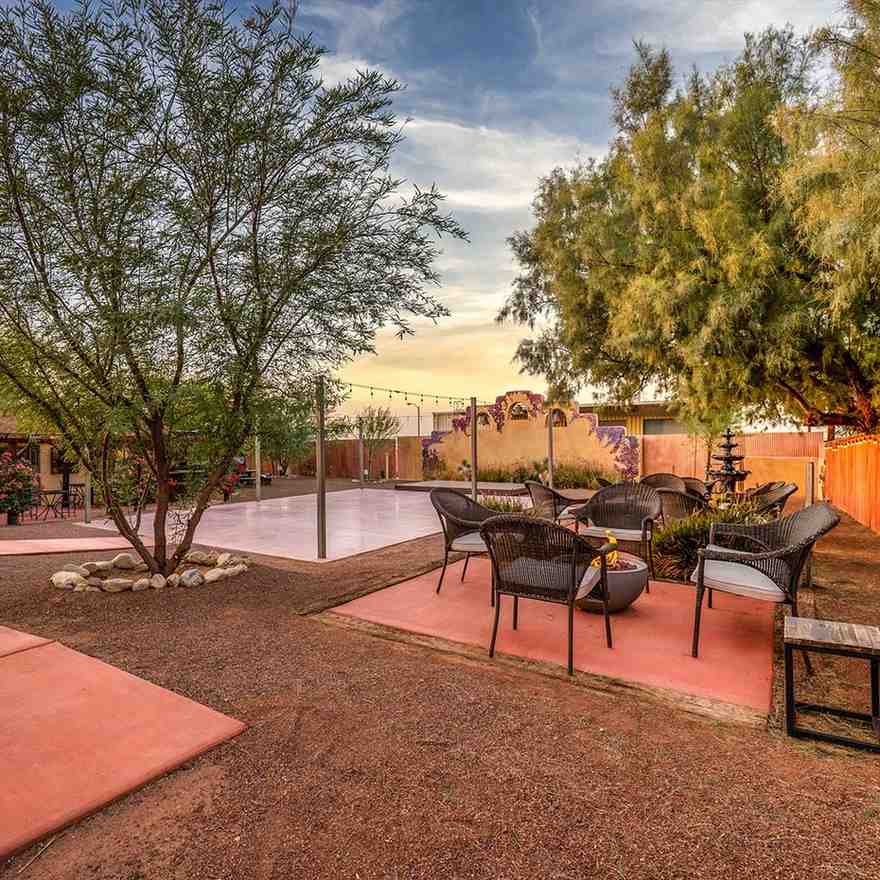 Rasta Rita Cantina - An Exceptional Venue For A Unique Desert Wedding