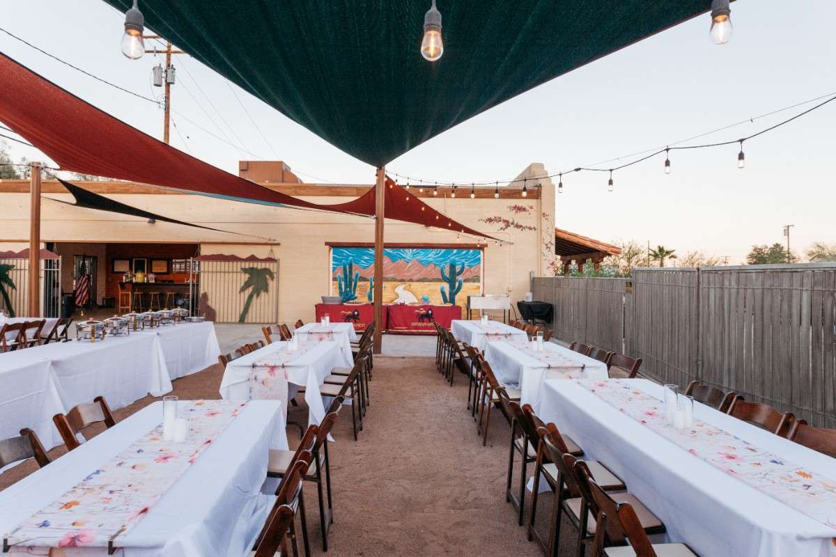 Discover the Perfect Dinner Party Venue in California Desert